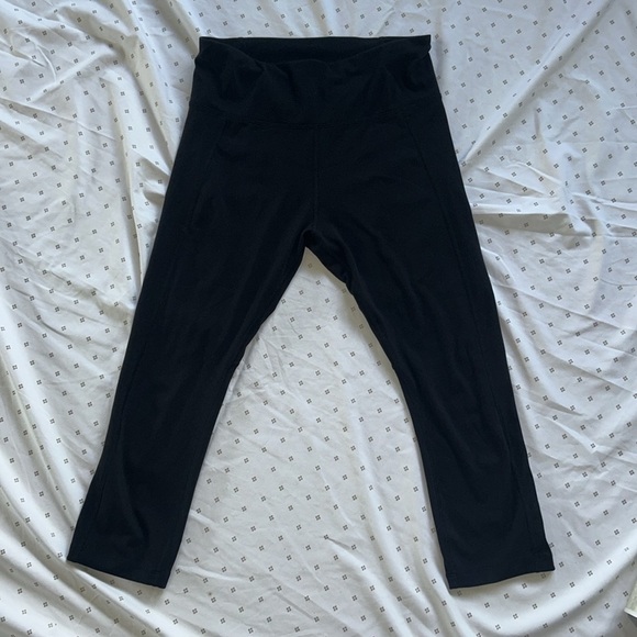 Lorna Jane Black Leggings - Picture 3 of 5